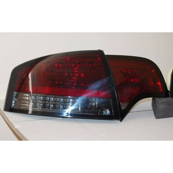 PILOTOS TRASEROS AUDI A4 05-08 4P LED RED SMOKED INTERMITENTE LED