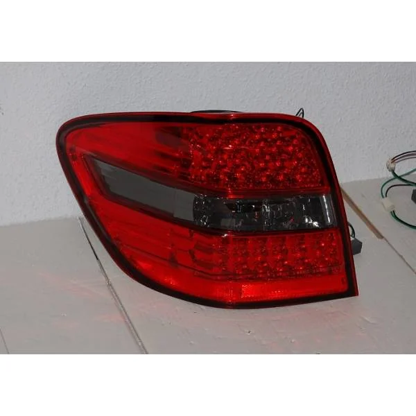 PILOTOS TRASEROS MERCEDES ML W164 '06 LED SMOKED - Imagen 4