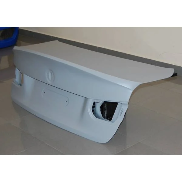 Portón BMW F30/ F80 Look CSL - Imagen 5