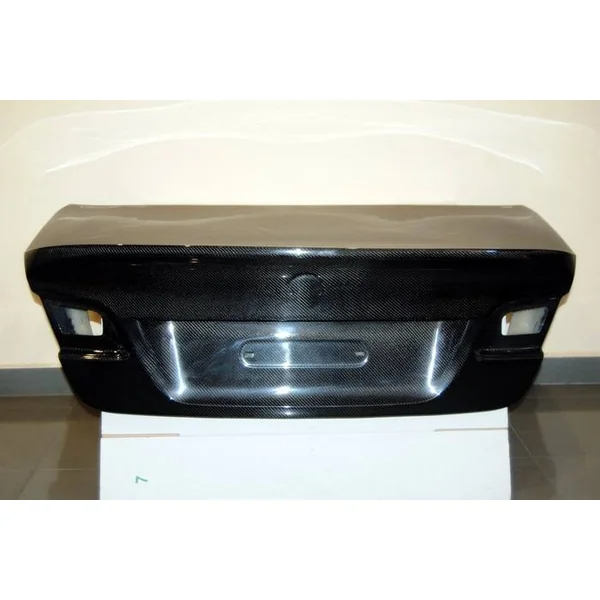 Portón Carbono BMW E92 / E92 Look M3 CSL - Imagen 3